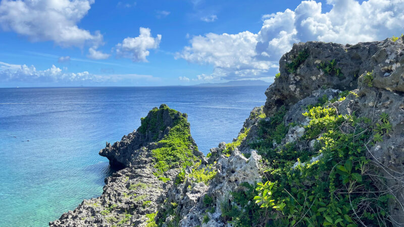 真栄田岬からの景色。