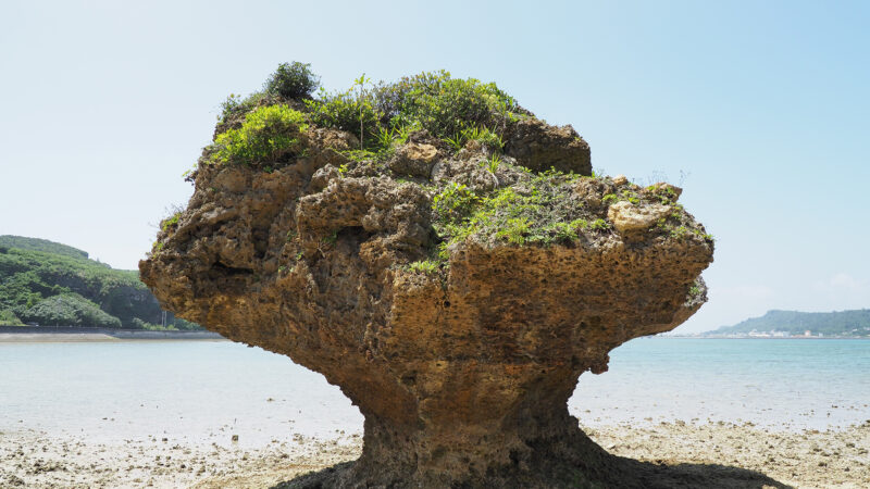 浜比嘉島の奇岩