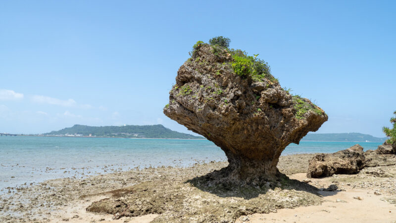 浜比嘉島の奇岩